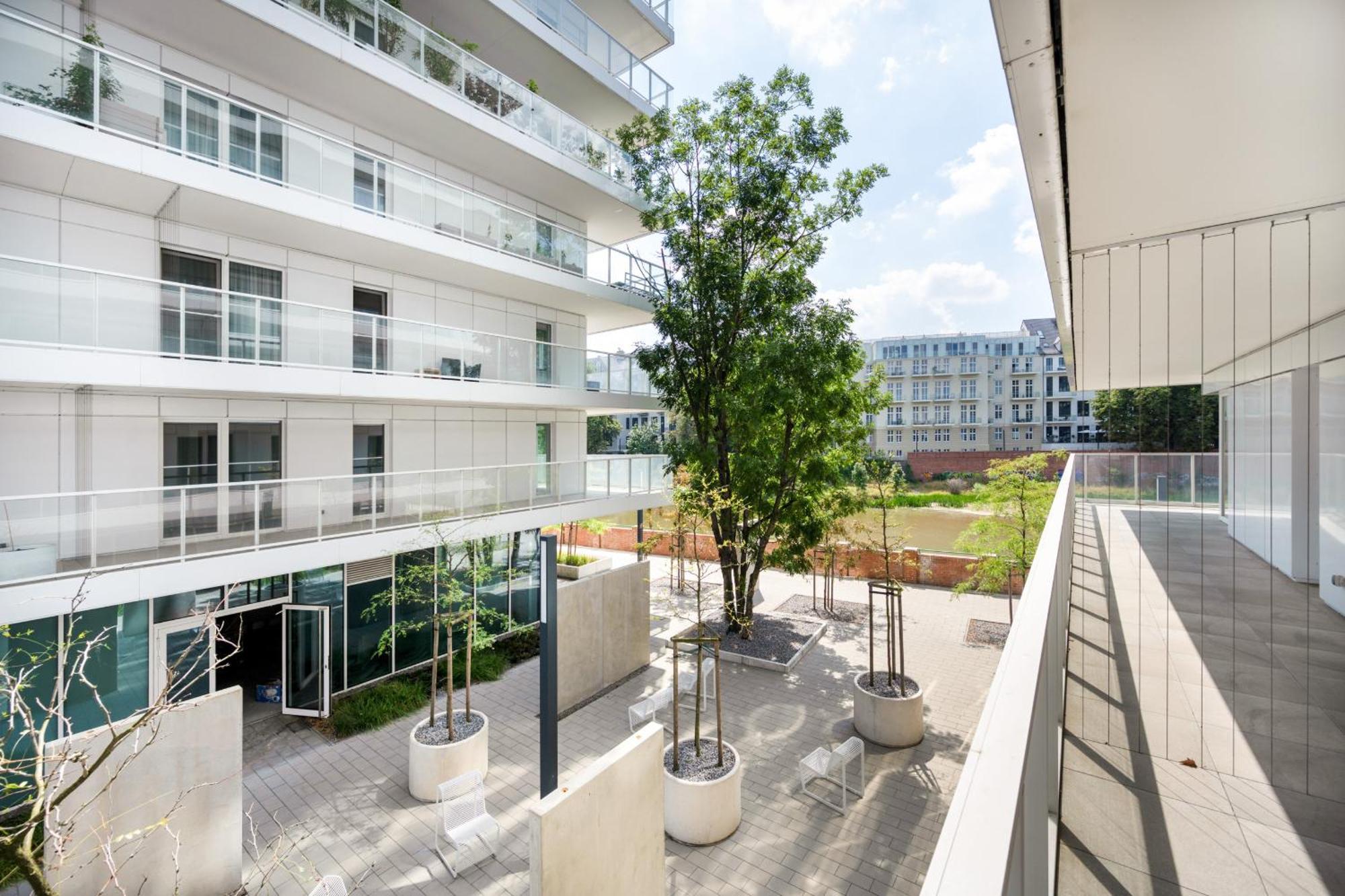 Elegant Apartment With Balcony By The Oder River In Wroclaw By Renters Prestige 외부 사진
